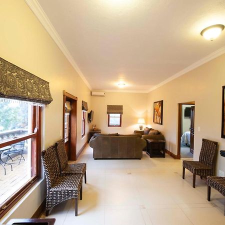 Il Castello Hotel Clarens Exterior photo