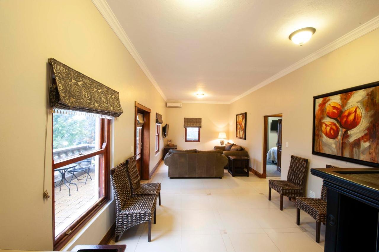 Il Castello Hotel Clarens Exterior photo
