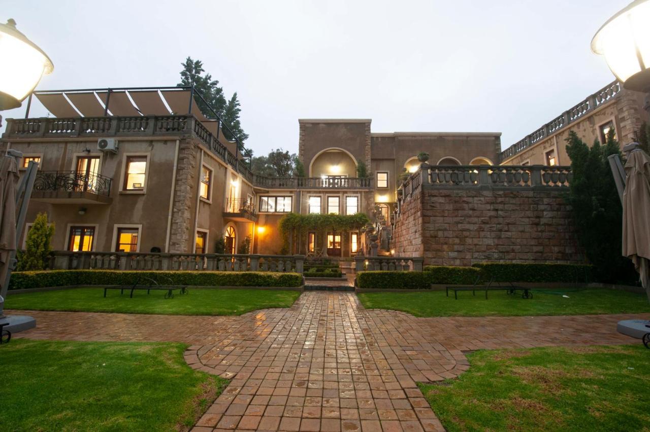 Il Castello Hotel Clarens Exterior photo