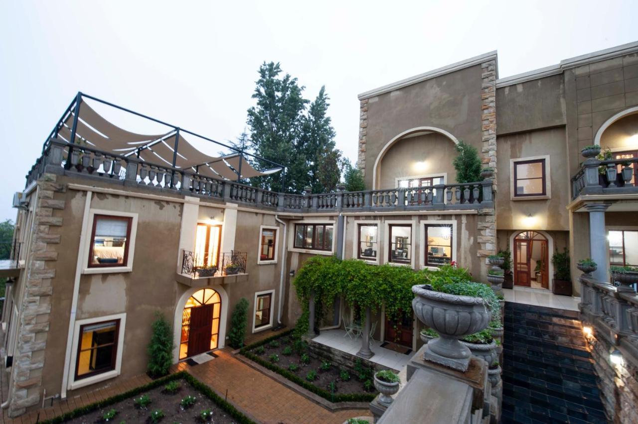 Il Castello Hotel Clarens Exterior photo